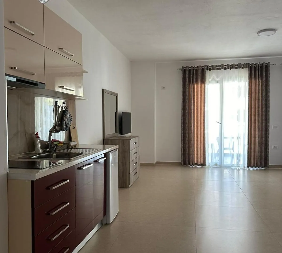 Pensjonat Apartments In Zaharia Residence Shëngjin