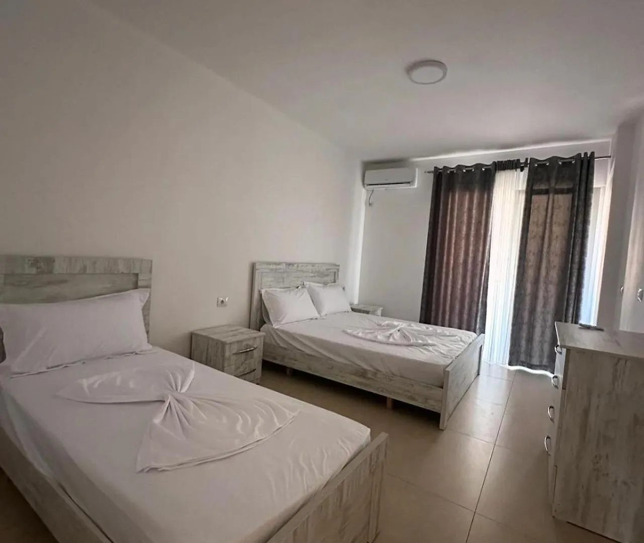 Apartments In Zaharia Residence Shëngjin